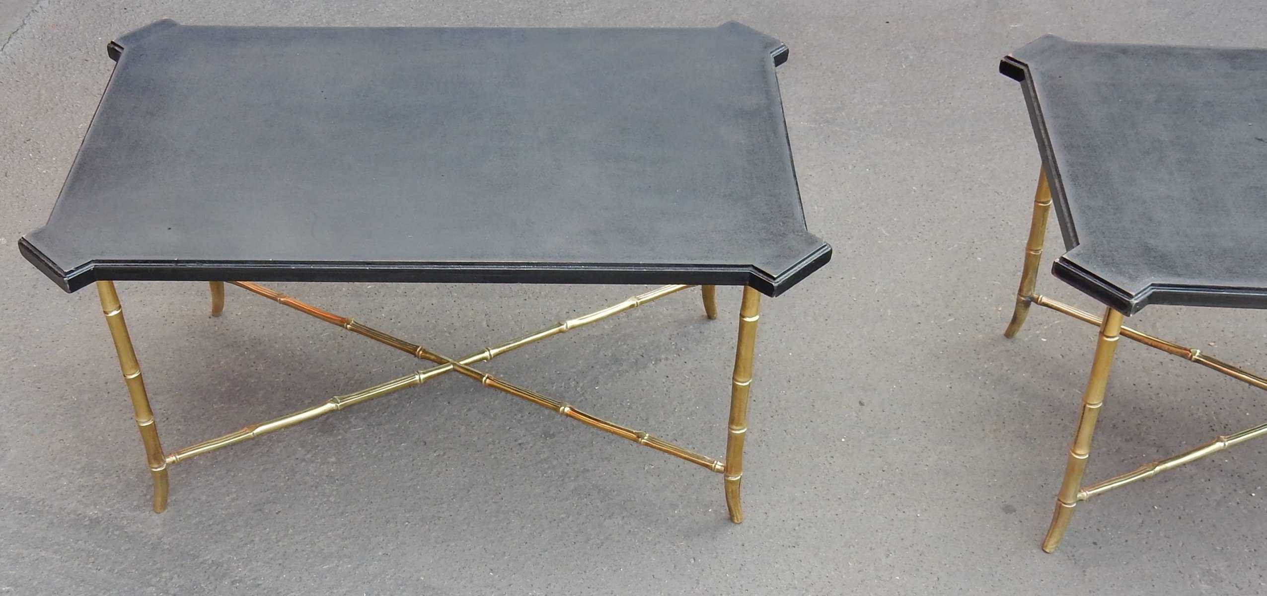 1950/70′ Paire de Bouts de Canapés Bronze Modèle Bambou Plateau Laque de Chine Style Maison Jansen – Image 8