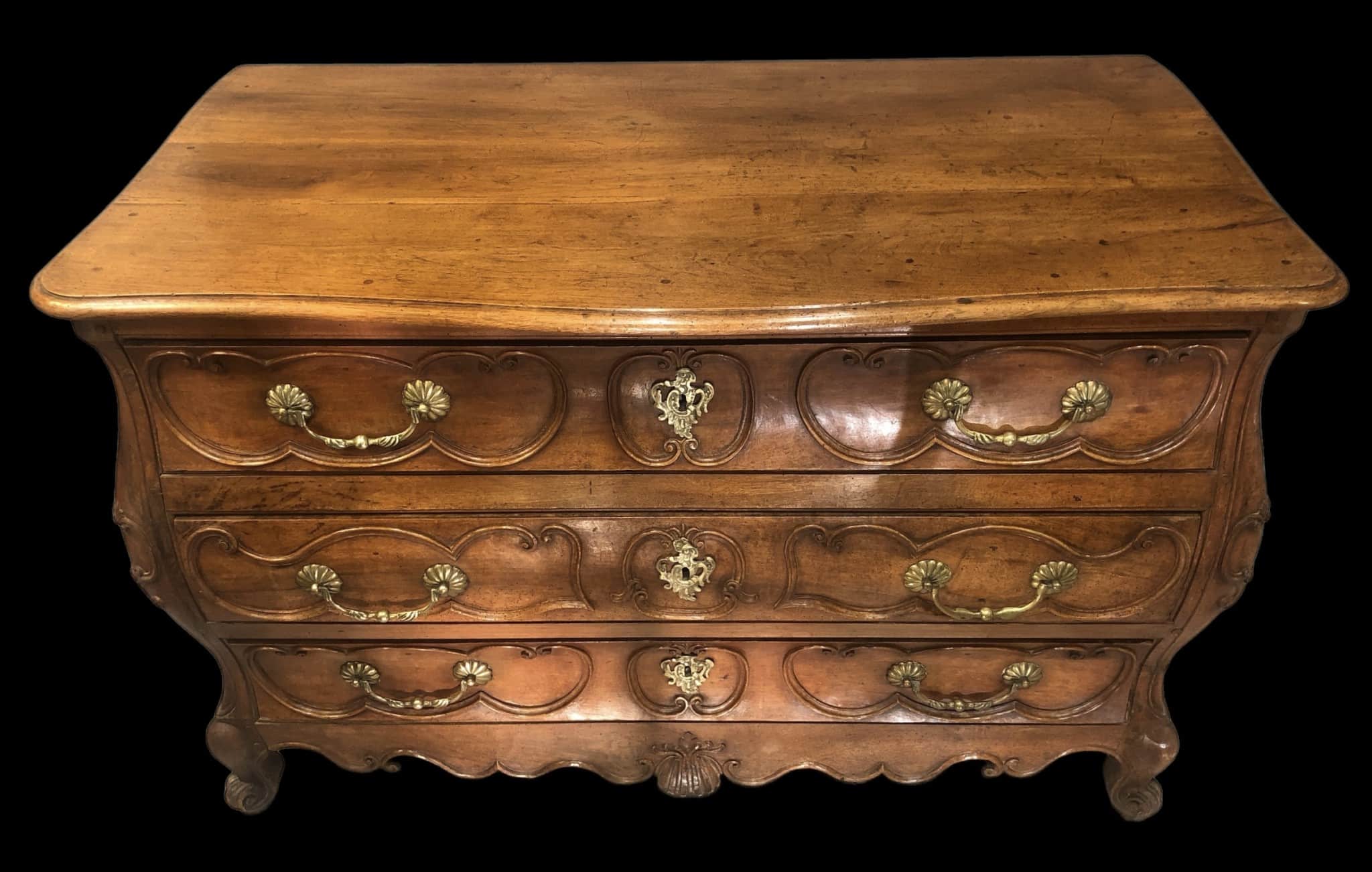 Commode Bordelaise Louis XV 18è Siècle En noyer Mouluré Et Sculpté 3 Tiroirs – Image 5