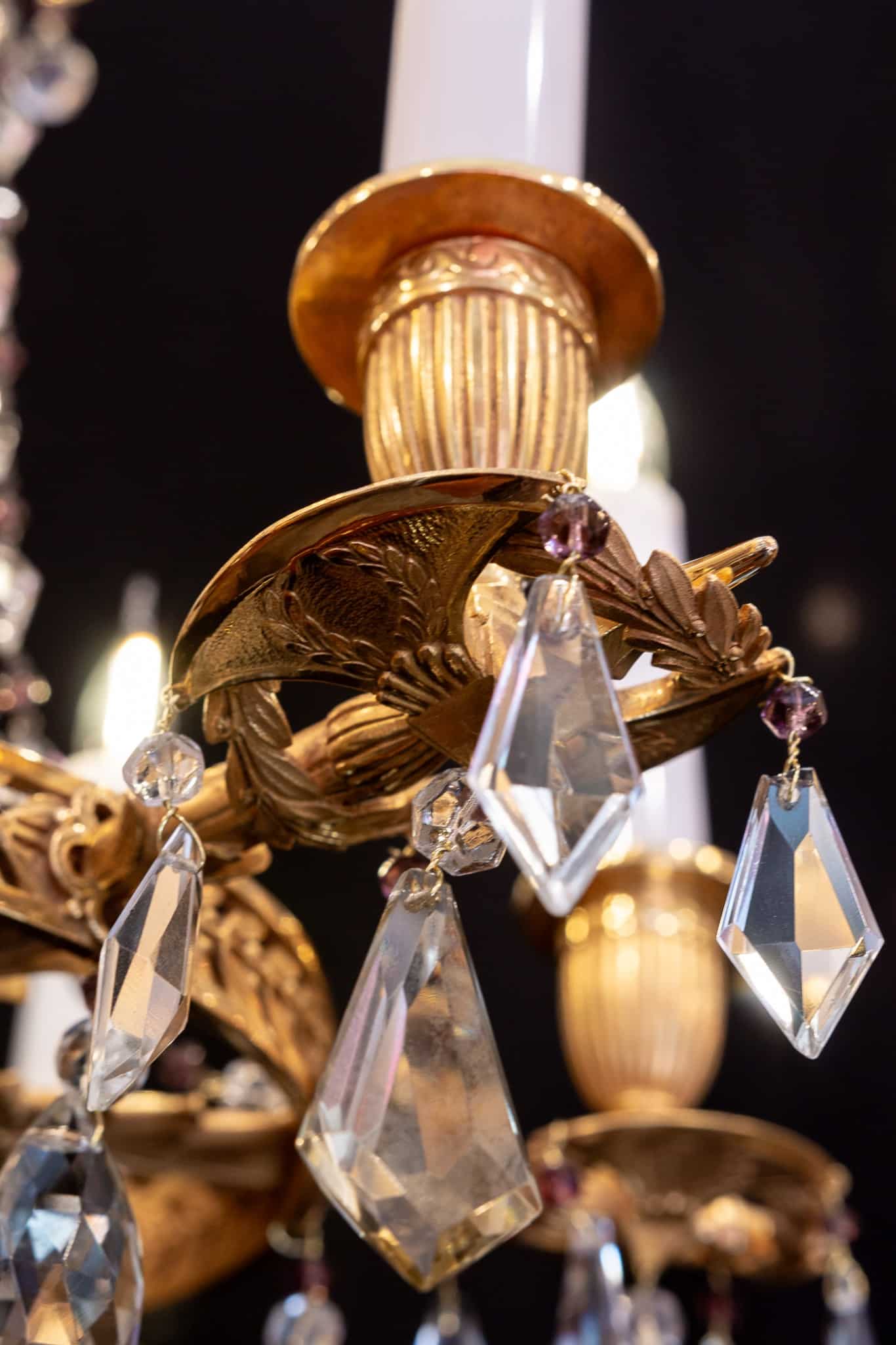 Lustre en bronze ciselé et doré aux Attributs Révolutionnaire XIXème siècle – Image 8